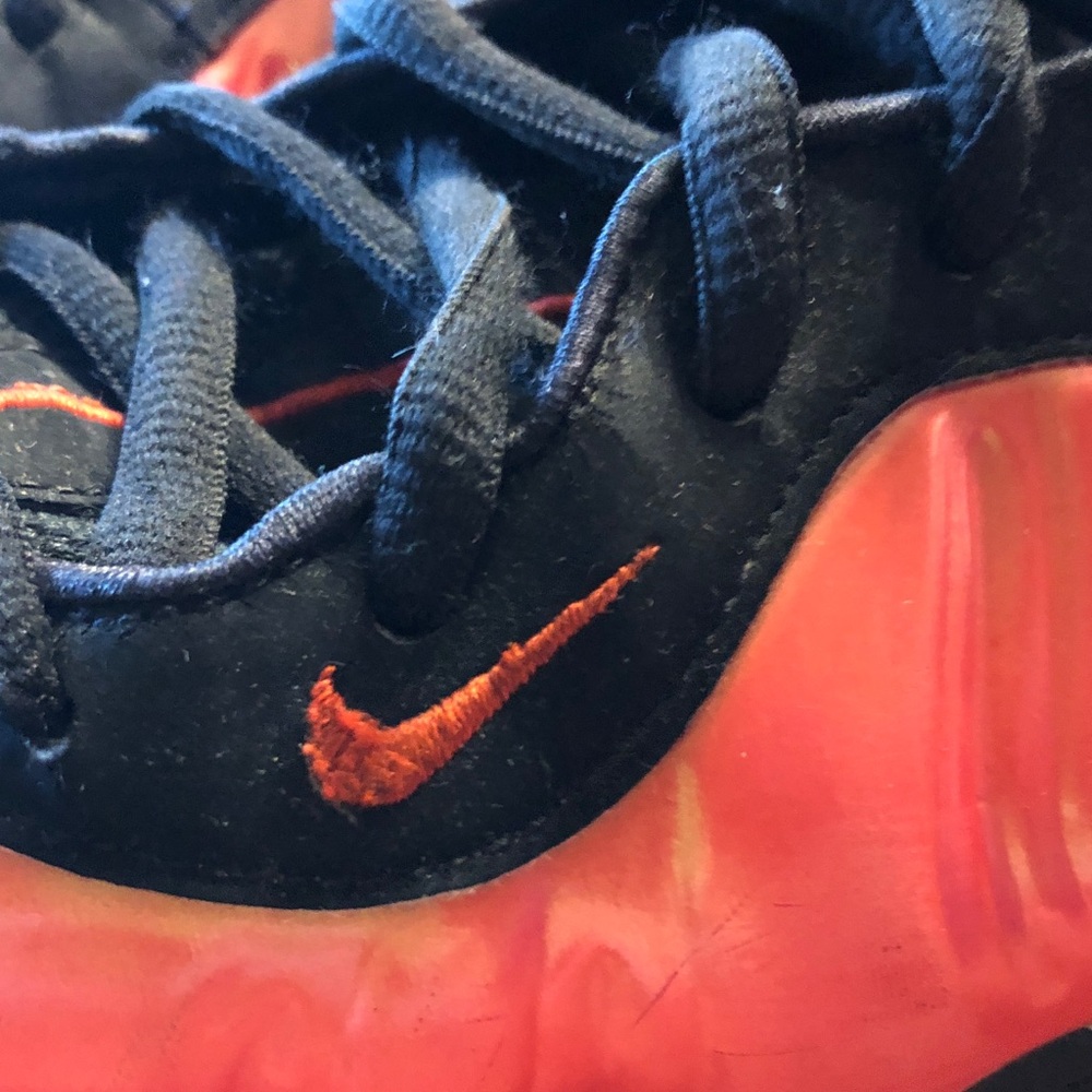 Nike Men’s Sports Red-Black Foamposite Low-Top Sneakers - Picture 15 of 15